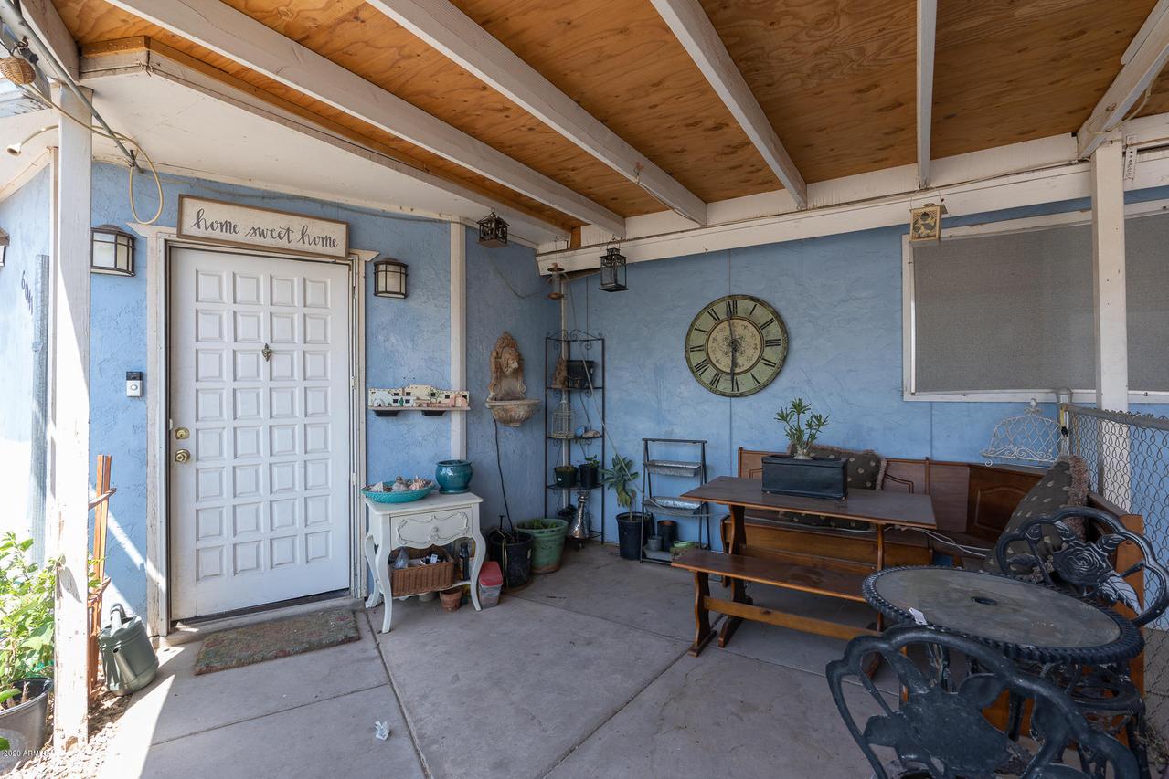 6041 S 11th St., Phoenix, AZ 85042