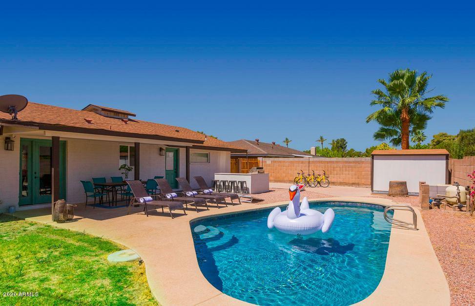 8214 E Meadowbrook Ave., Scottsdale, AZ 85251