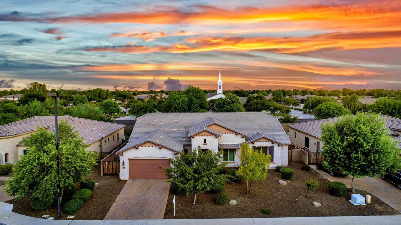 2754 S Heritage Dr., Gilbert, AZ 85295