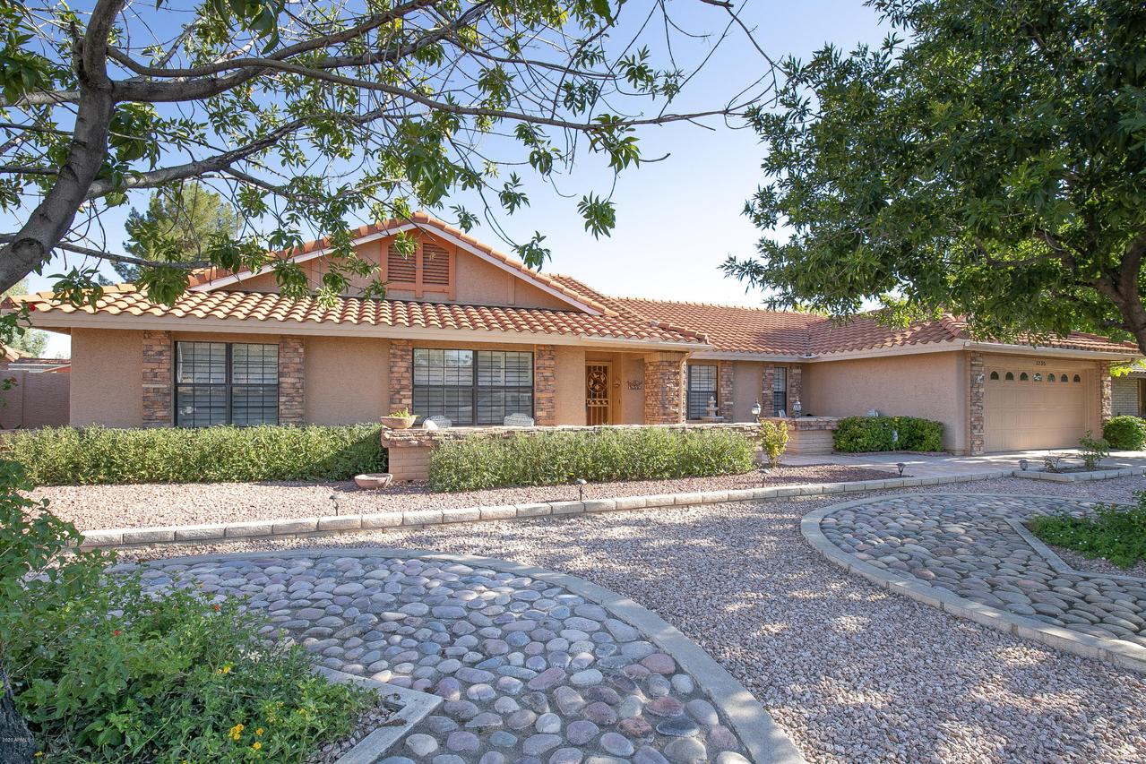 1235 E Louis Way, Tempe, AZ 85284