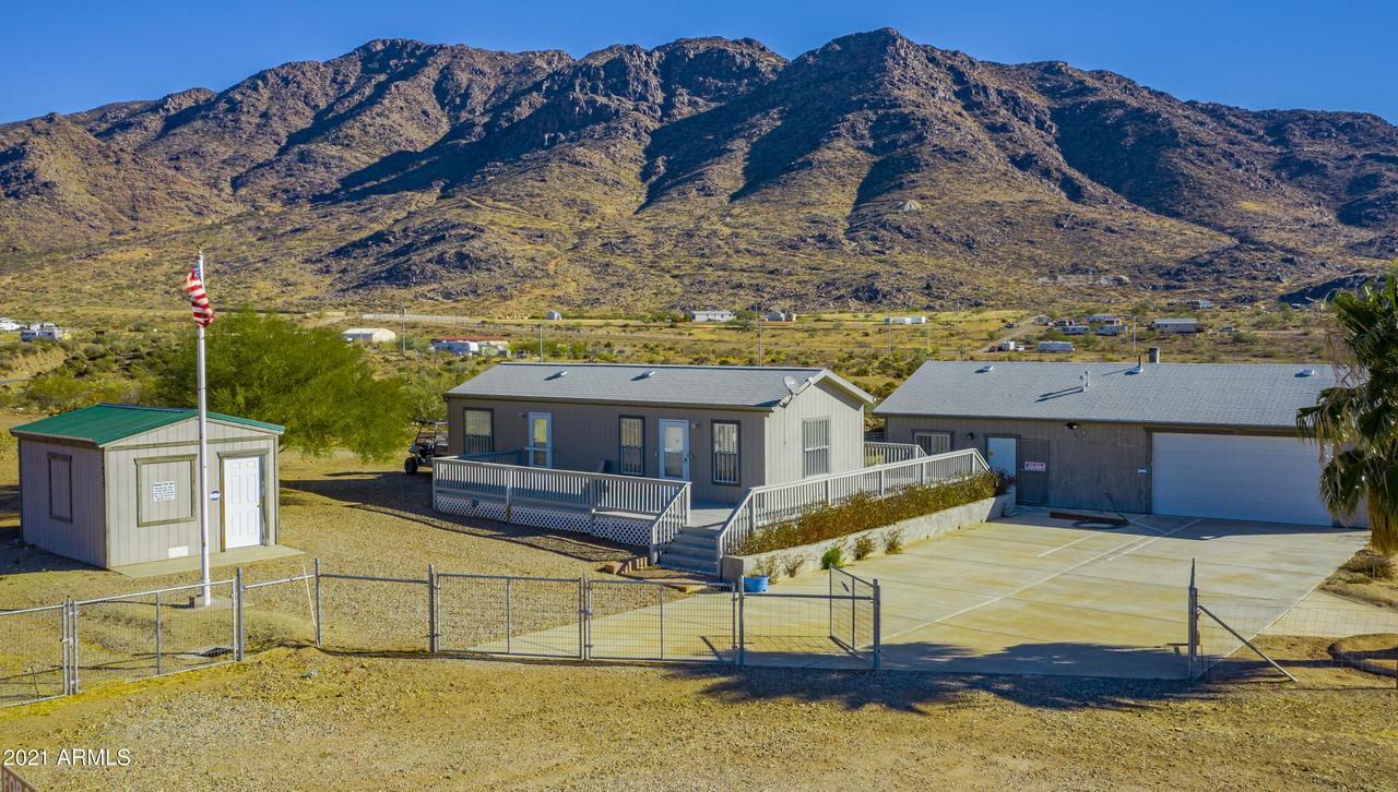 15935 W Stanton Rd., Congress, AZ 85332