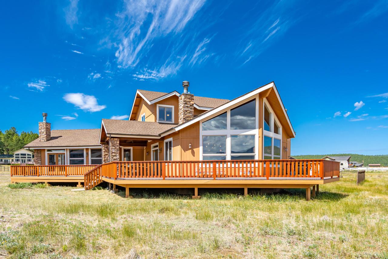 8208 Roundup Tr., Flagstaff, AZ 86001