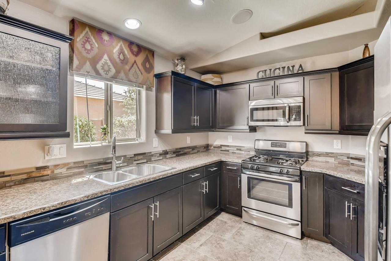 41452 W Novak Ln., Maricopa, AZ 85138