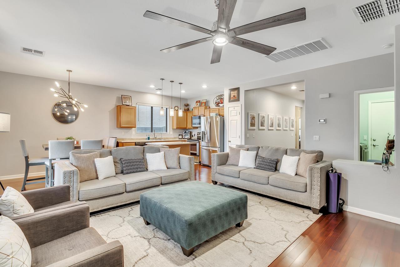 4335 W Burgess Ln., Laveen, AZ 85339