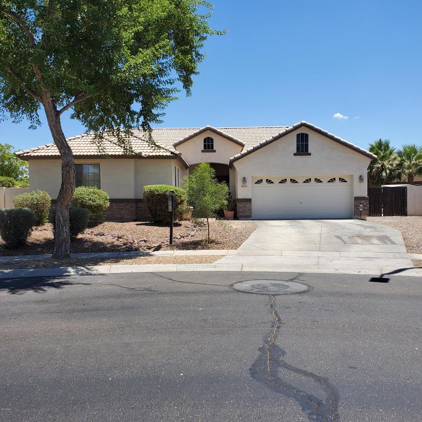1833 E Beautiful Ln., Phoenix, AZ 85042