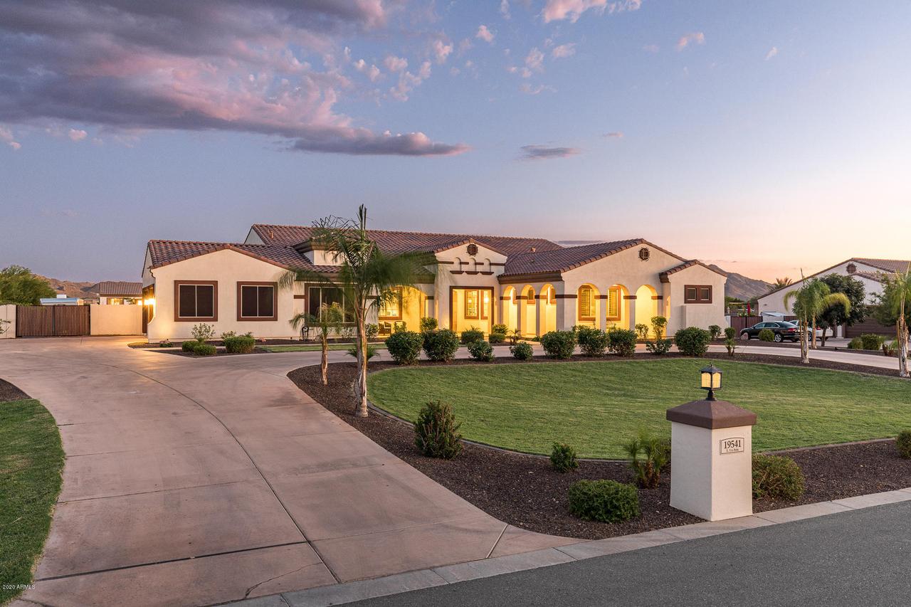 19541 E Via Park St., Queen Creek, AZ 85142