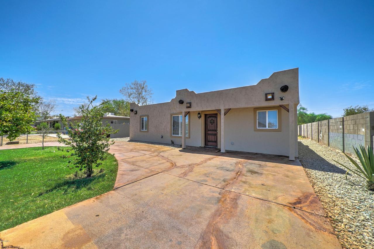 1527 W Tamarisk St., Phoenix, AZ 85041