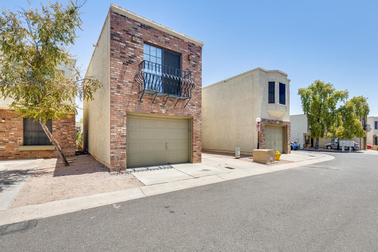 820 W University Dr. #18, Tempe, AZ 85281
