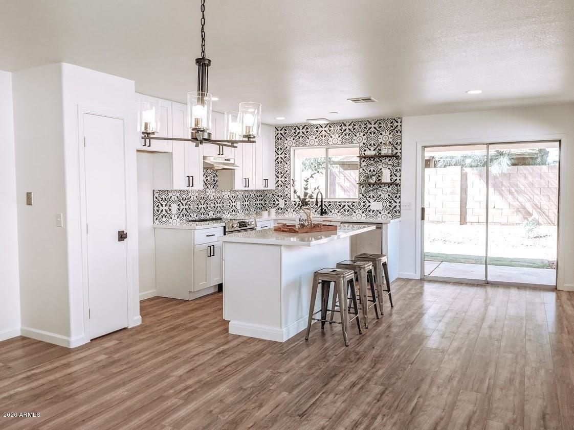 2856 W Angela Dr., Phoenix, AZ 85053