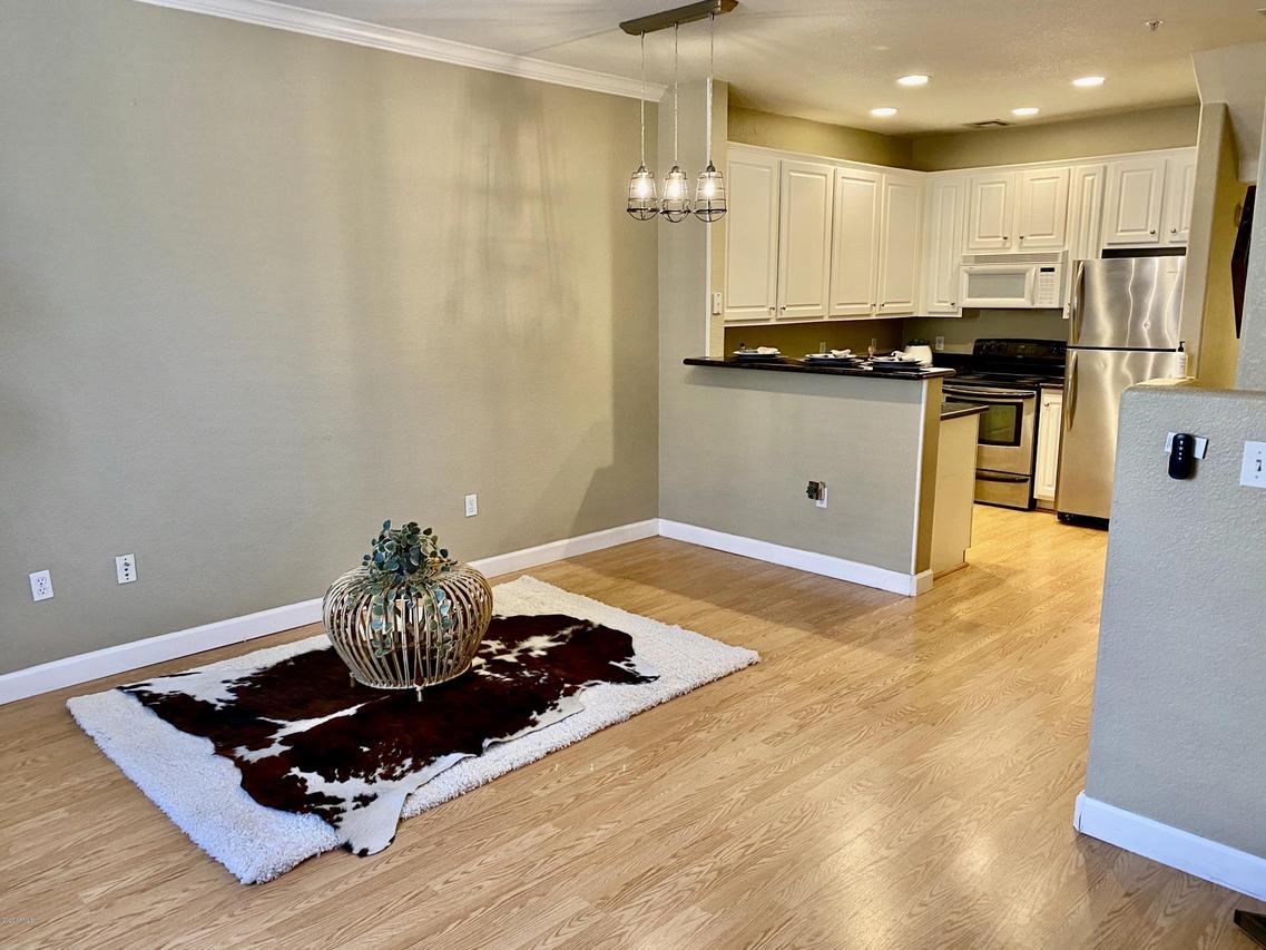 4465 E Paradise Village Pkwy. #1189, Phoenix, AZ 85032