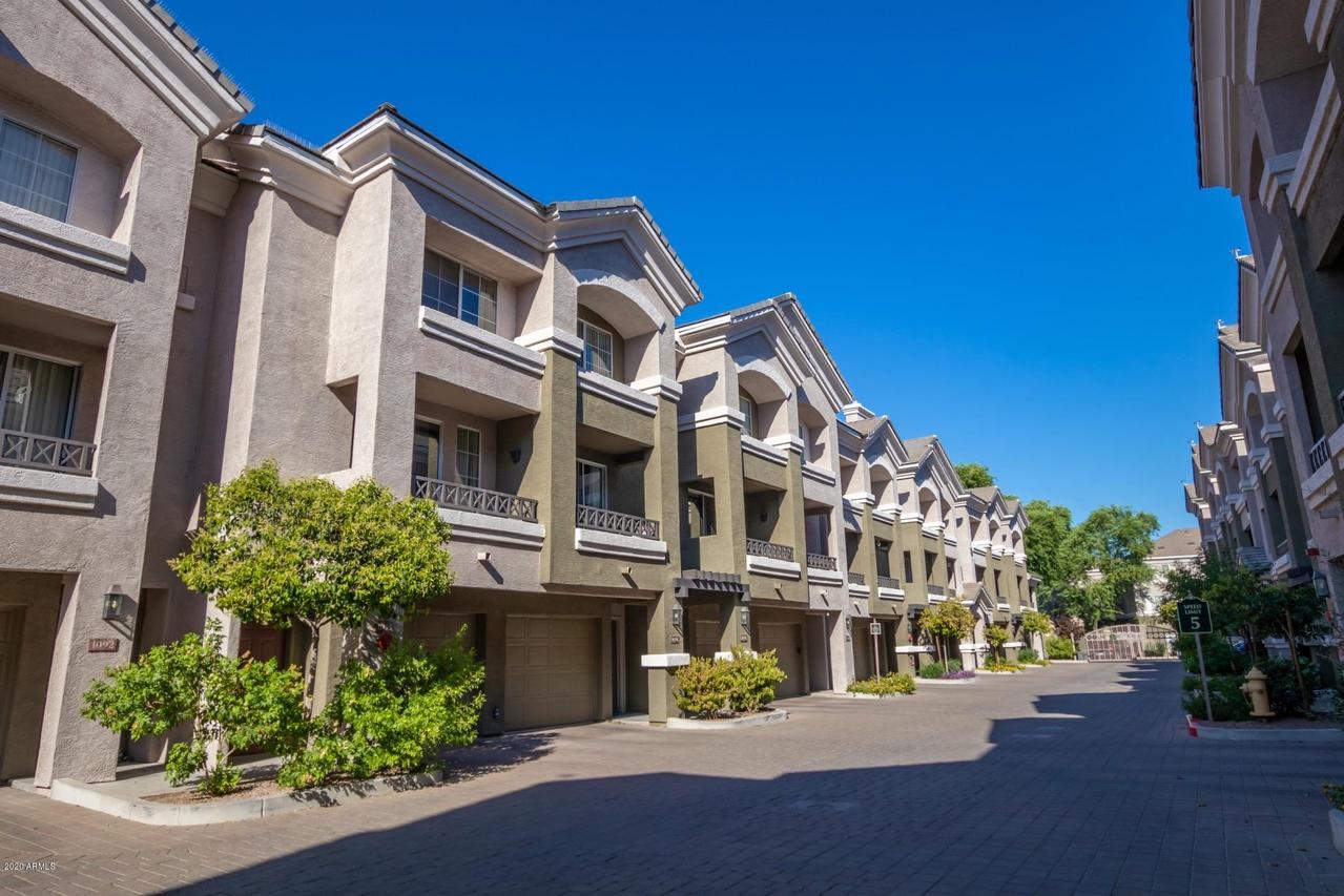 4455 E Paradise Village Pkwy. #1093, Phoenix, AZ 85032