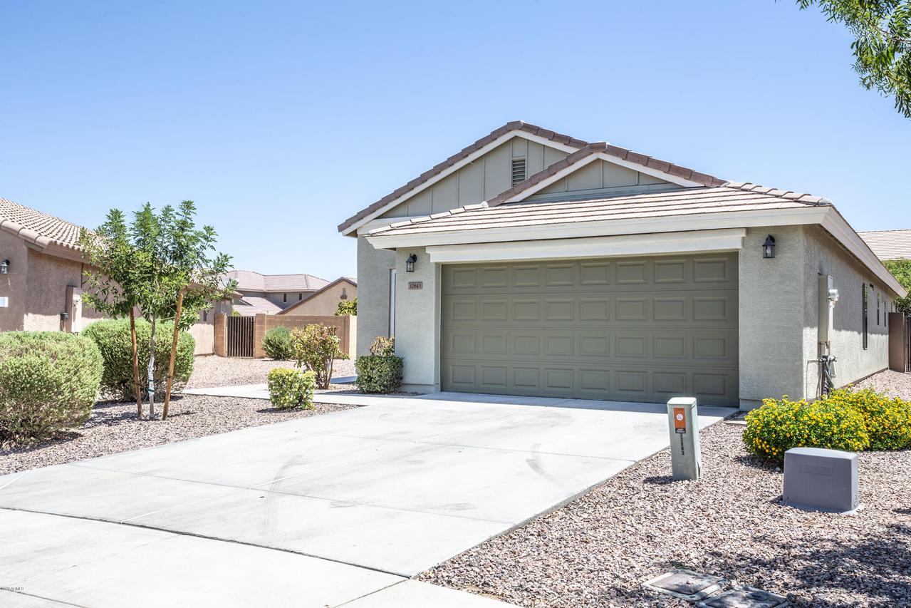 32843 N Quarry Hills Dr., San Tan Valley, AZ 85143