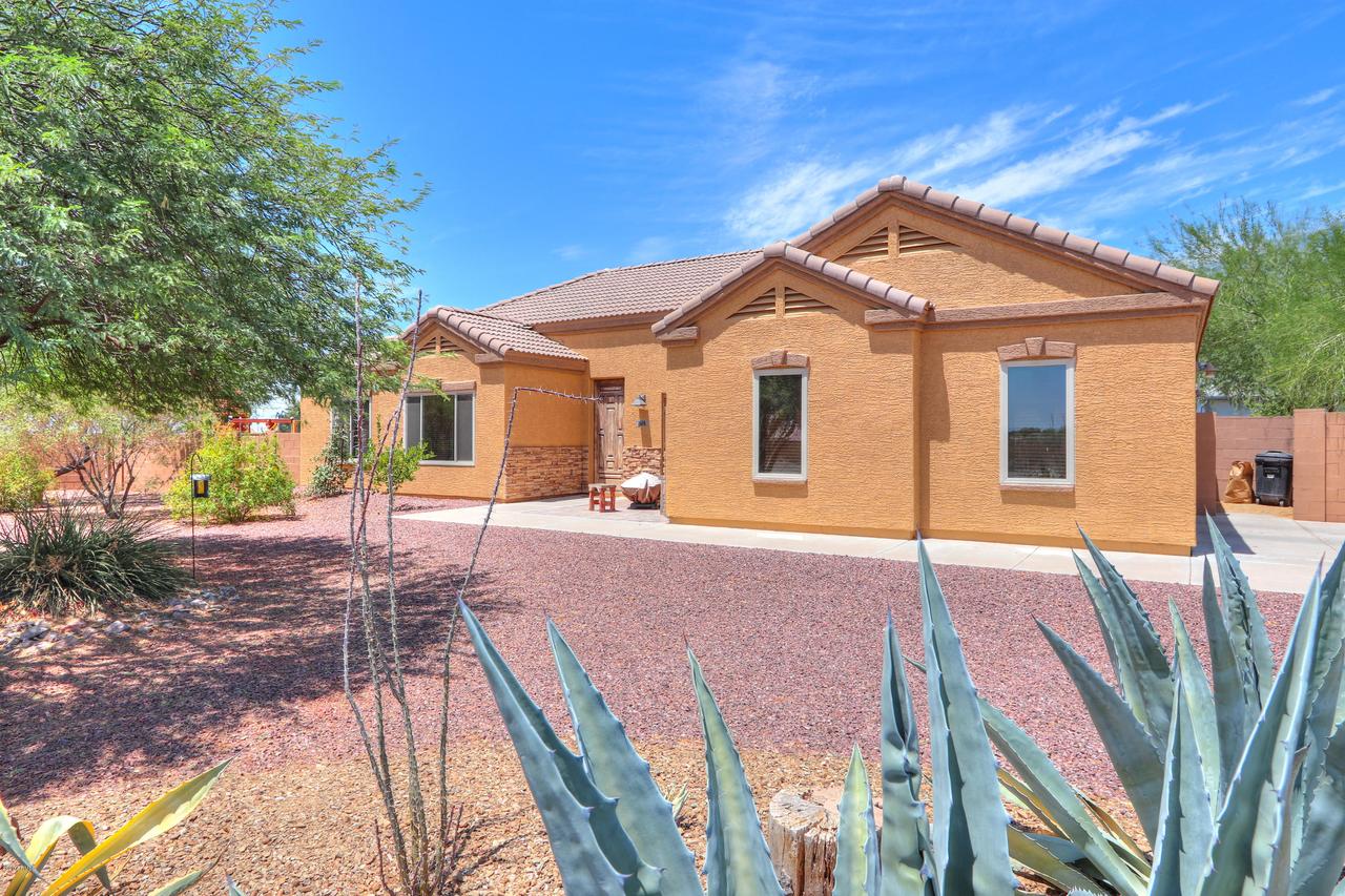 9908 N Chemehlevi Dr., Casa Grande, AZ 85122