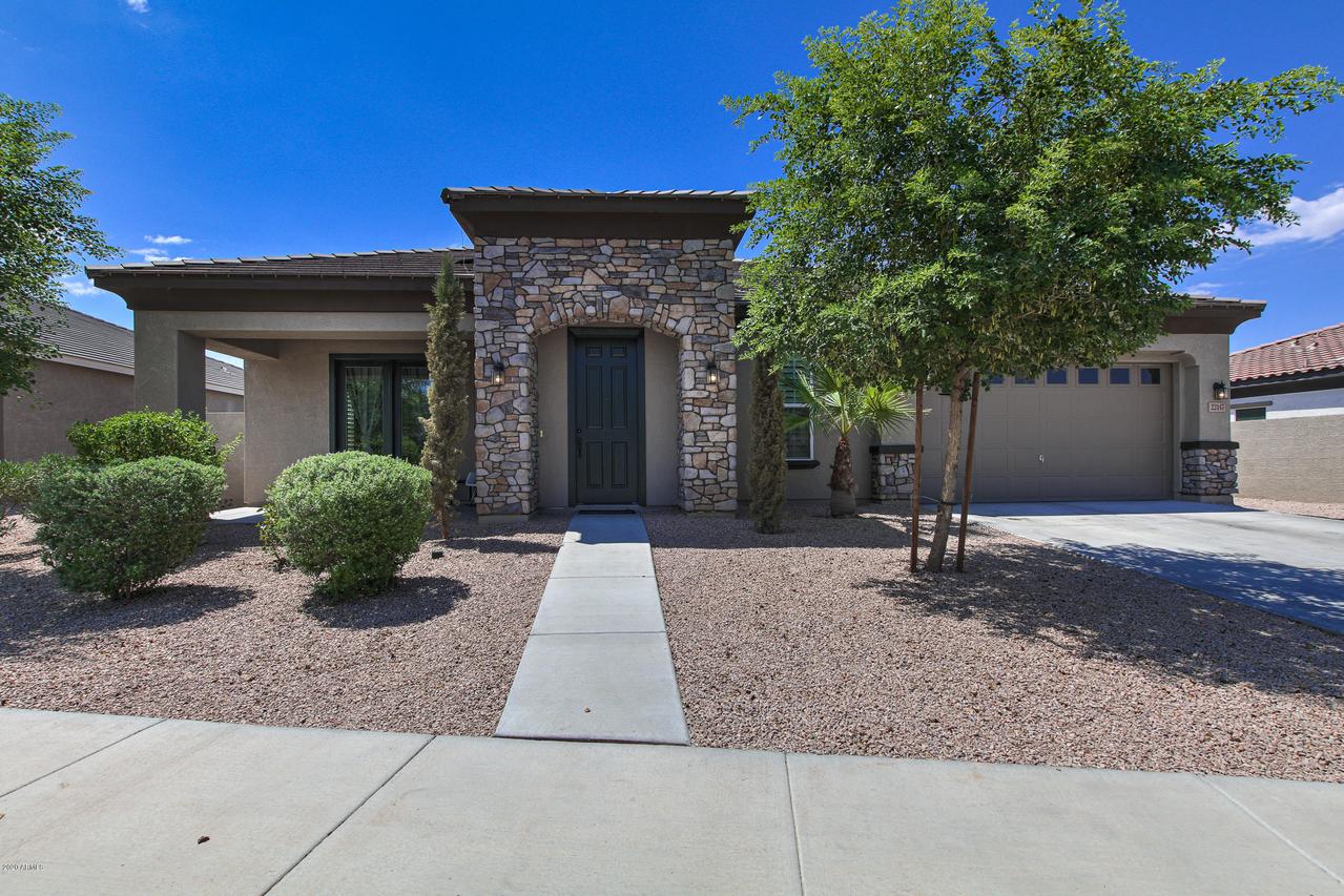 22147 E Creekside Dr., Queen Creek, AZ 85142
