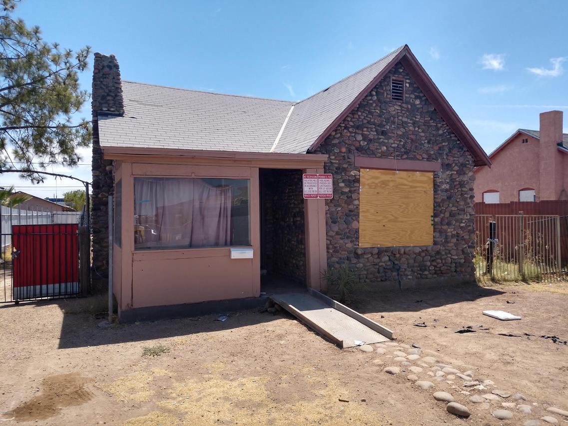 1631 W Roosevelt St., Phoenix, AZ 85007