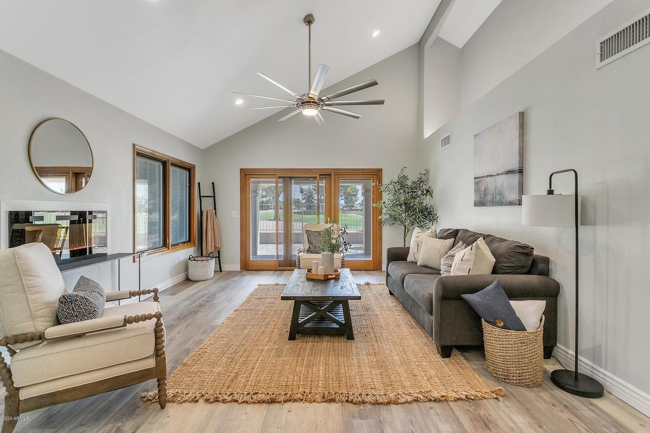 18837 N 94th Ave., Peoria, AZ 85382