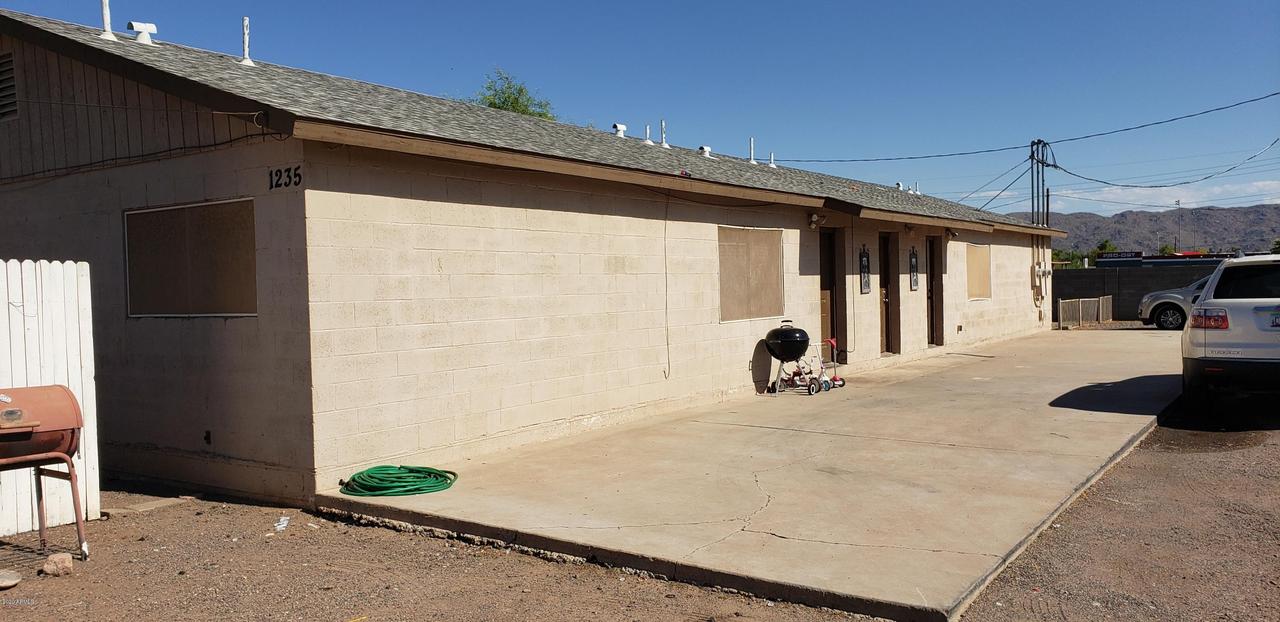 1235 E Wood St., Phoenix, AZ 85040