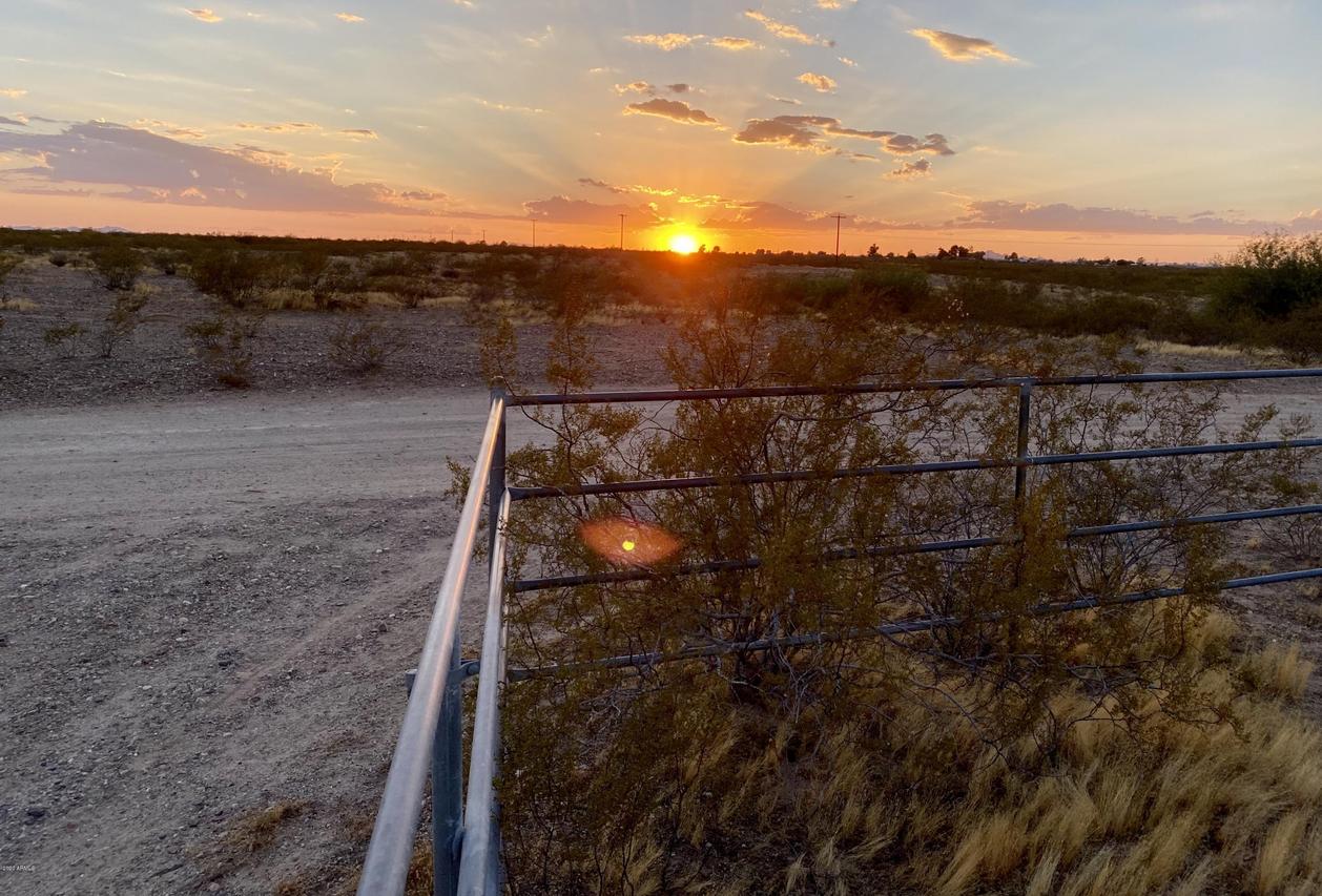 18635 W Pinnacle Peak Rd. #3, Surprise, AZ 85387