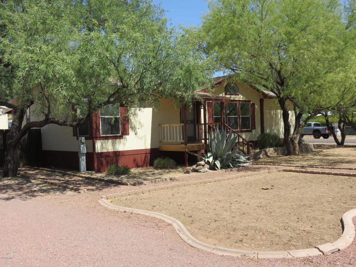 34225 S Valley Dr., Black Canyon City, AZ 85324