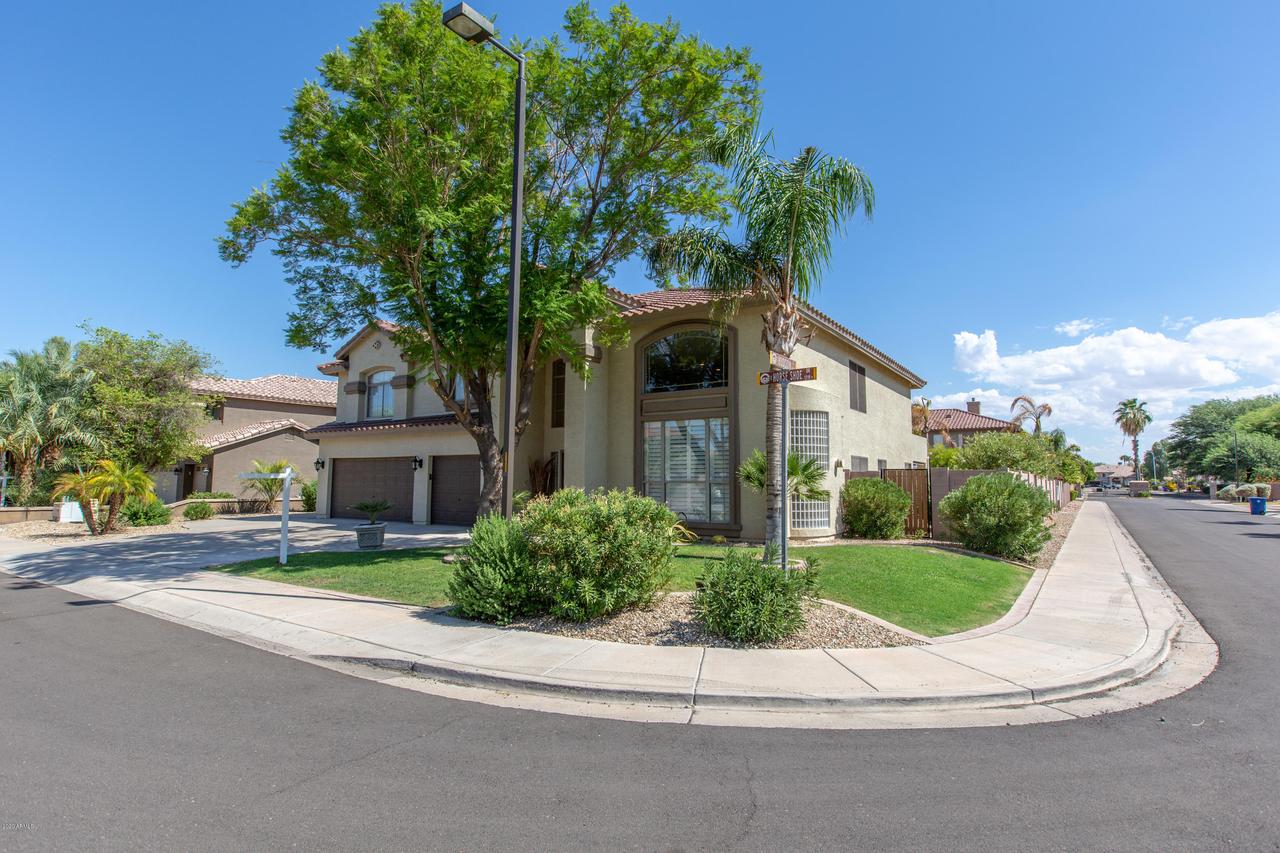 1291 E Horseshoe Dr., Chandler, AZ 85249