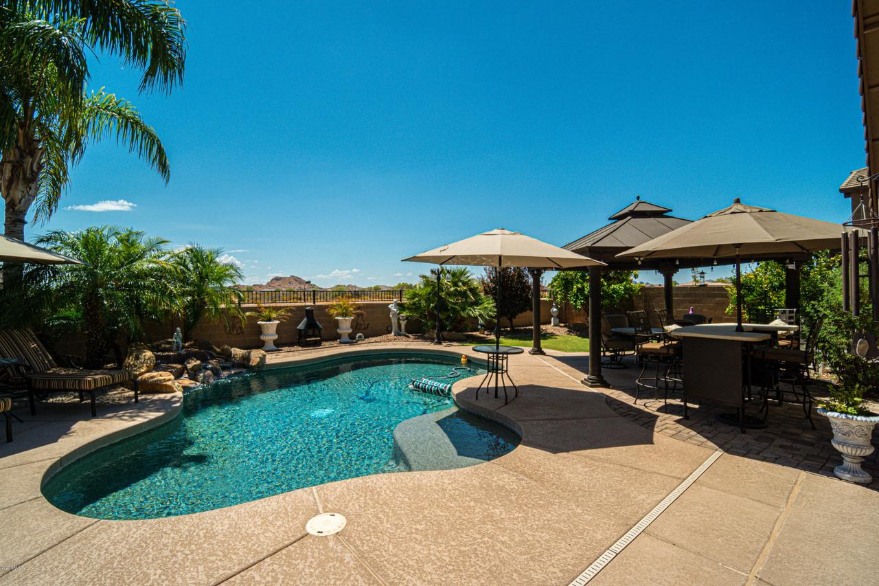 93 W Pasture Canyon Dr., San Tan Valley, AZ 85143