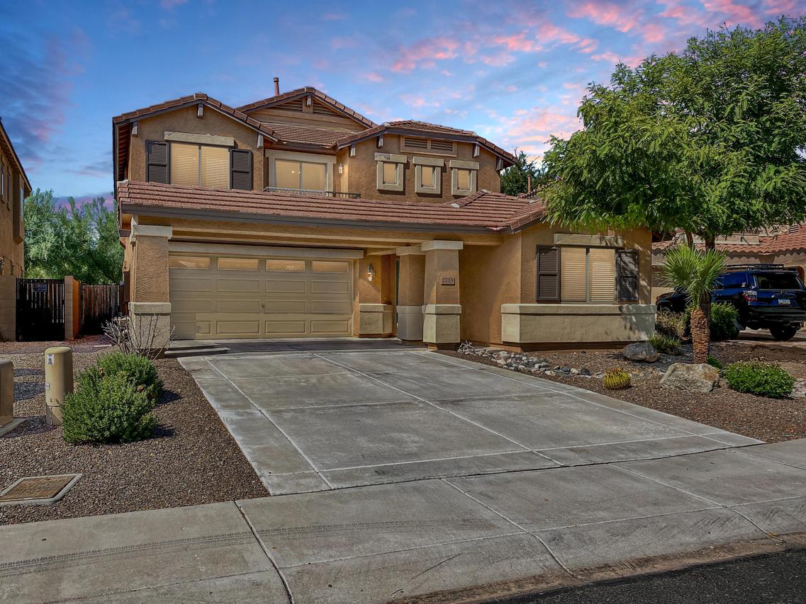 2713 E Dry Wood Rd., Phoenix, AZ 85024