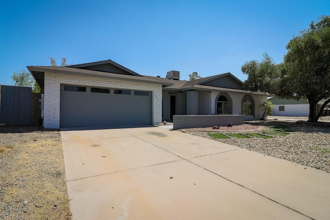 16437 N 46th Ln., Glendale, AZ 85306