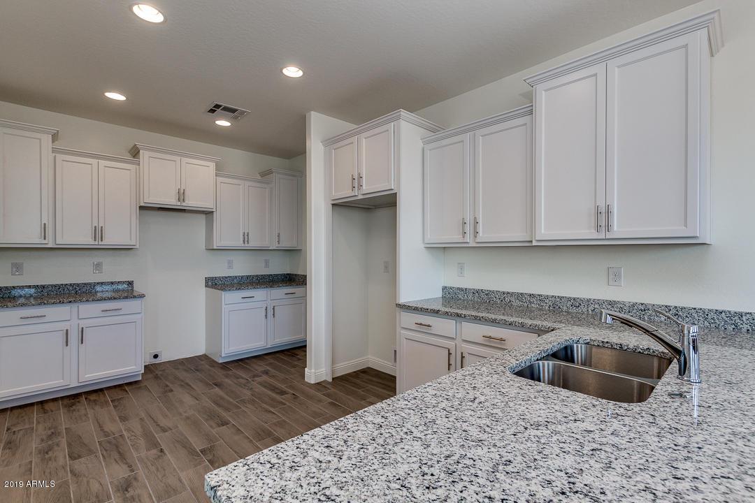 6928 E Butte St., Mesa, AZ 85207