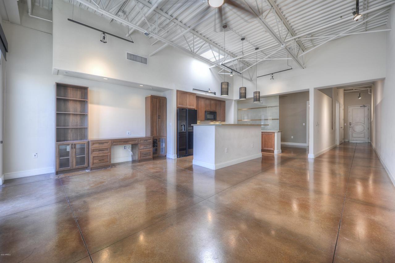7033 E Main St. #A 202, Scottsdale, AZ 85251