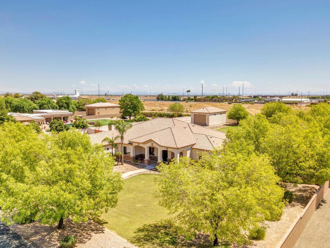 8735 N 172nd Dr., Waddell, AZ 85355
