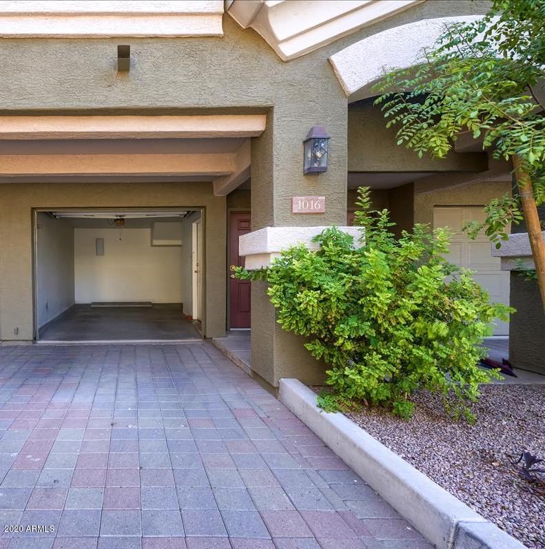 4455 E Paradise Village Pkwy. #1016, Phoenix, AZ 85032