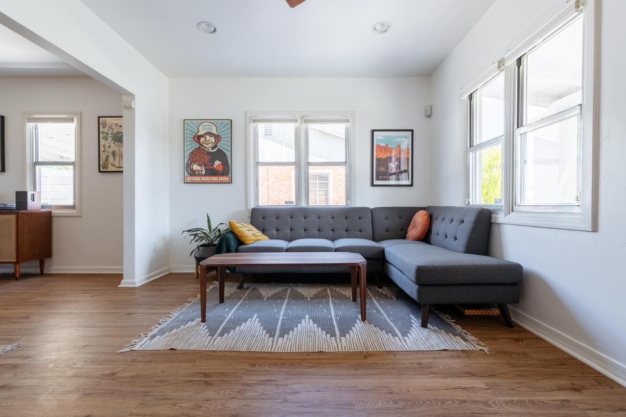 2230 N 17th Ave., Phoenix, AZ 85007