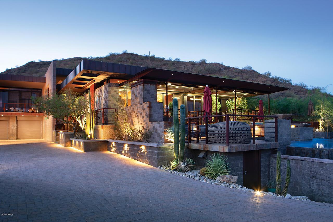 8300 E Dixileta Dr. #268, Scottsdale, AZ 85266