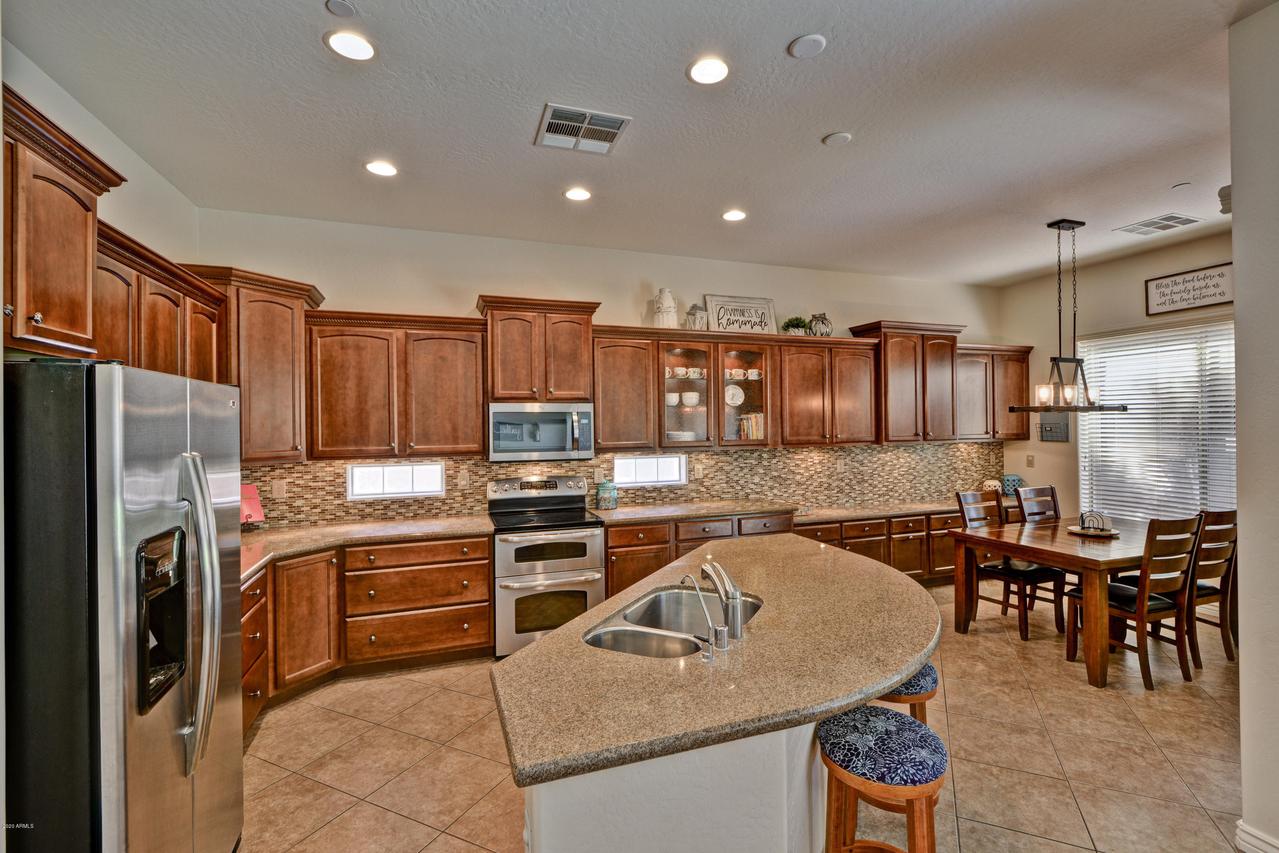 3124 N 136th Dr., Avondale, AZ 85392