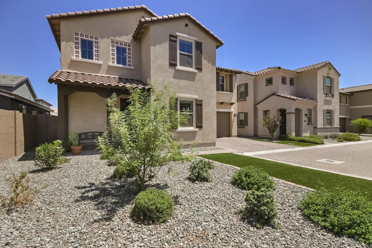 9726 E Axle Ave., Mesa, AZ 85212