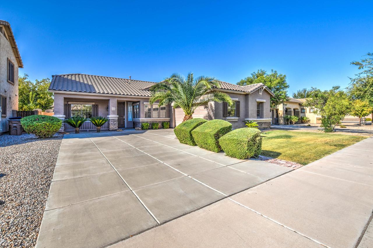 19323 E Canary Way, Queen Creek, AZ 85142