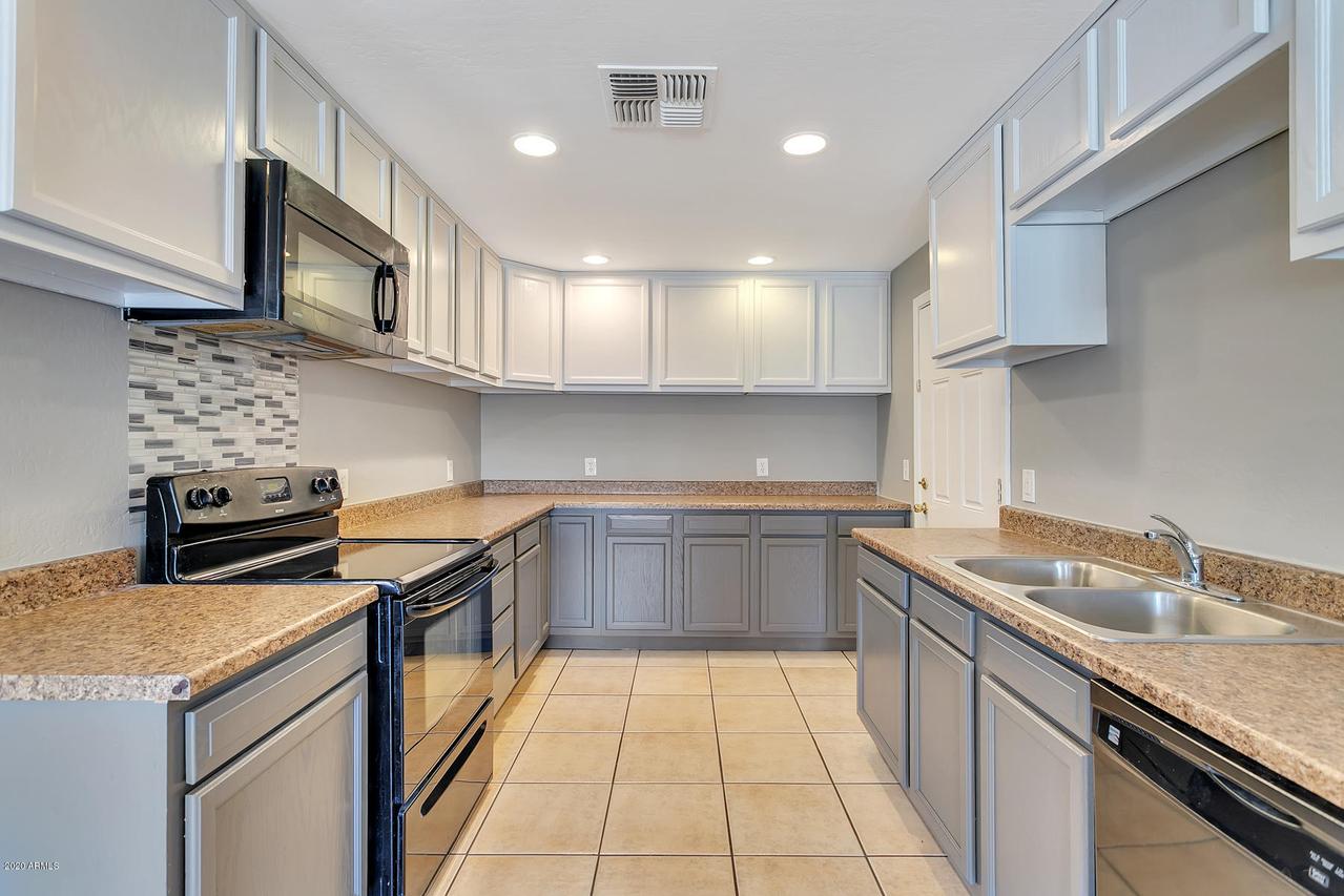 10408 N 9th Ave., Phoenix, AZ 85021