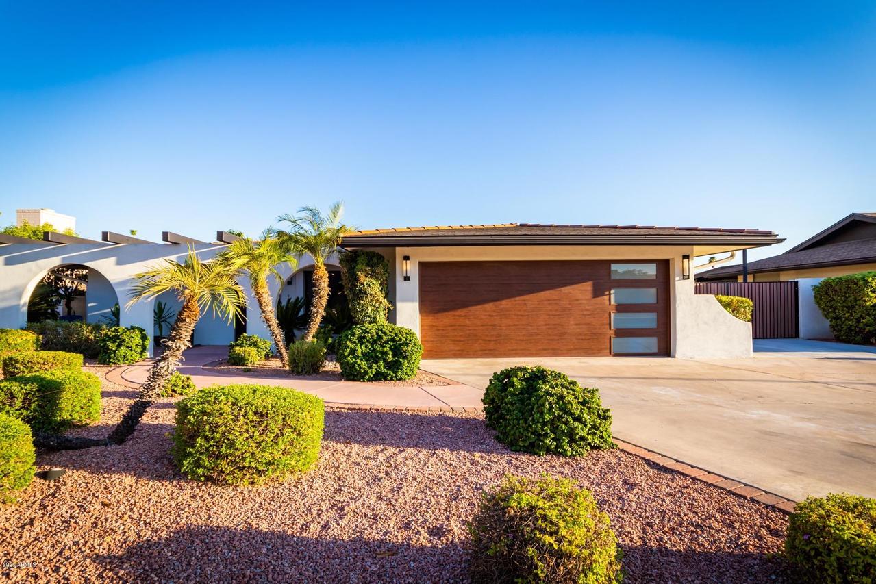 2213 E Fox St., Mesa, AZ 85213