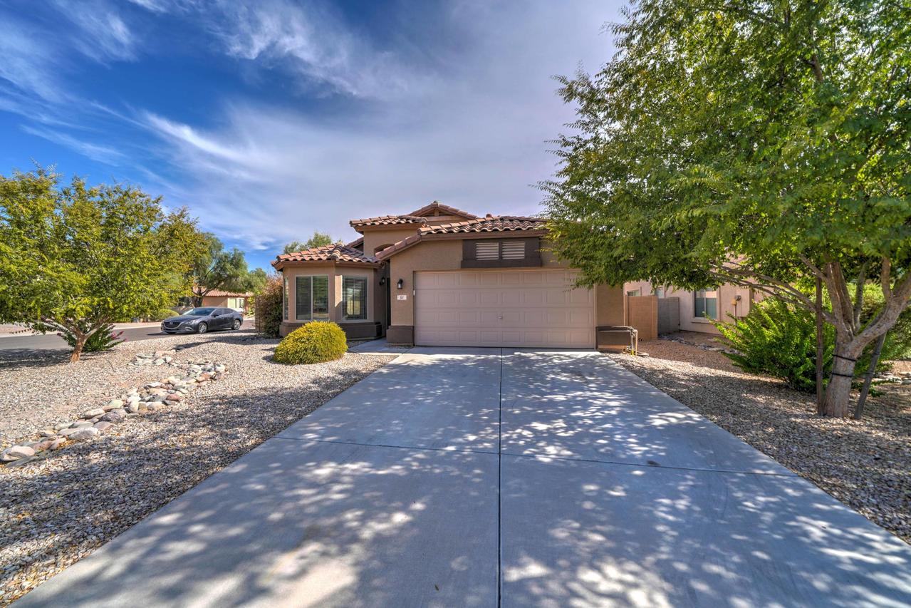 51 W Hereford Dr., San Tan Valley, AZ 85143