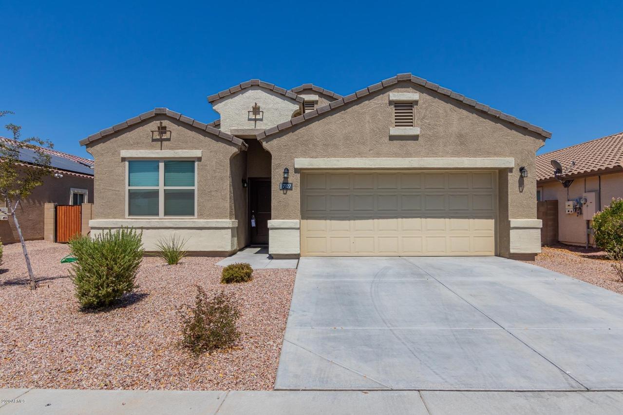 7127 S Blue Hills Dr., Buckeye, AZ 85326