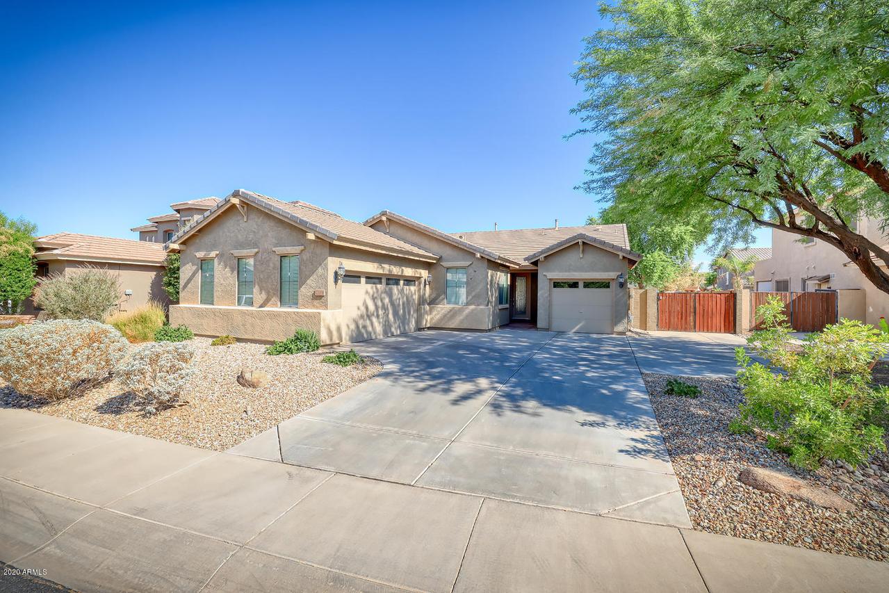 2158 E Glacier Pl., Chandler, AZ 85249