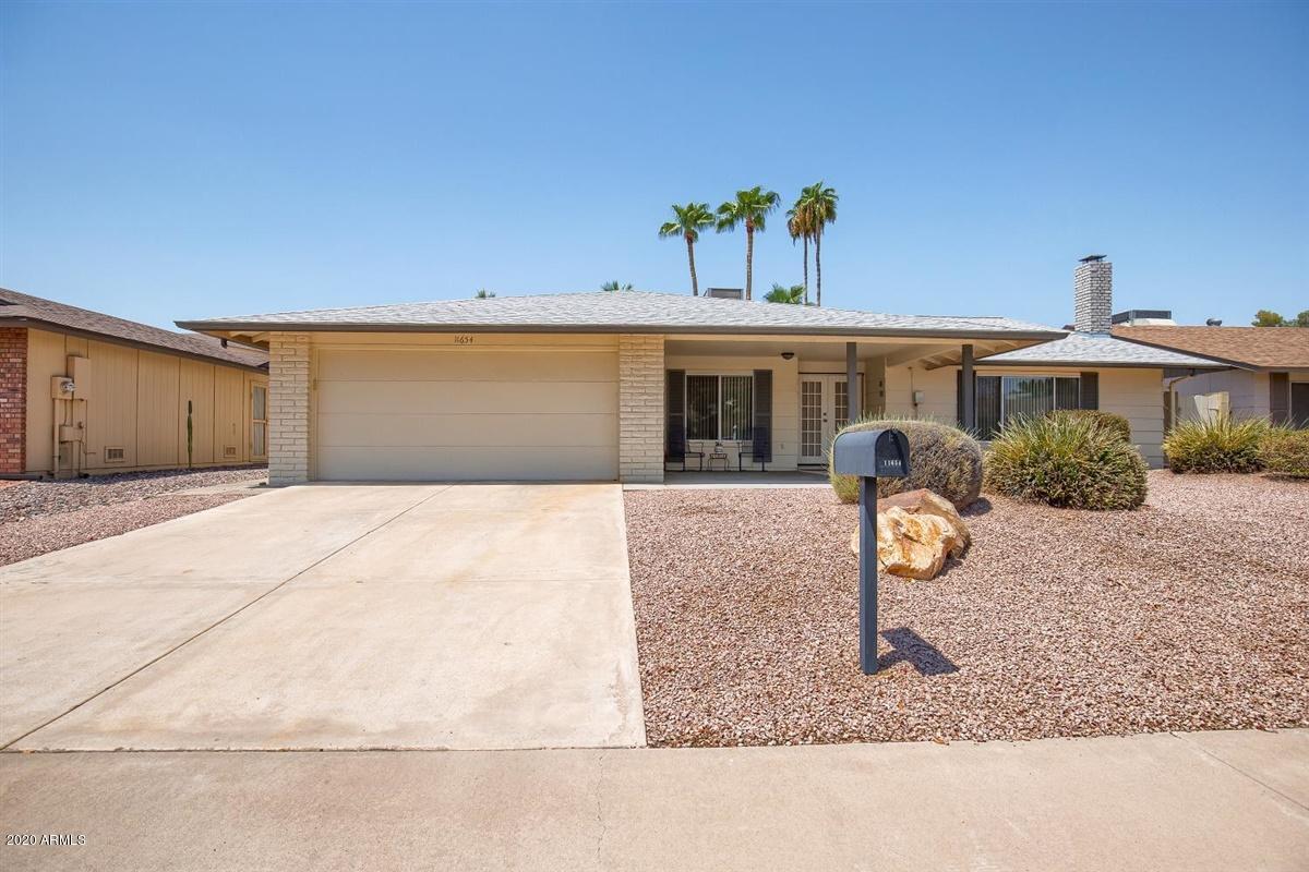 11654 S Half Moon Dr., Phoenix, AZ 85044