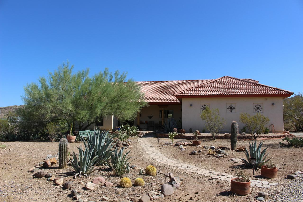 20845 E Tara Springs Rd., Black Canyon City, AZ 85324