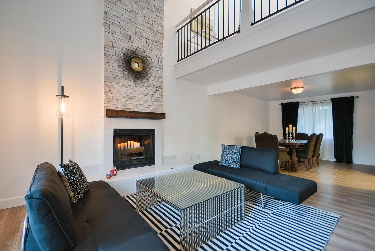 939 E Driftwood Dr., Tempe, AZ 85283