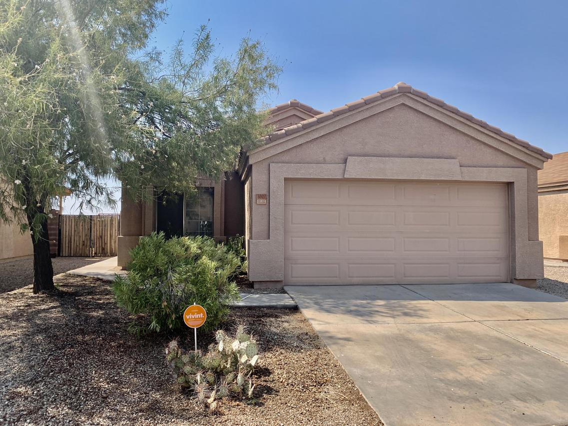 6927 E Lush Vista View, Florence, AZ 85232