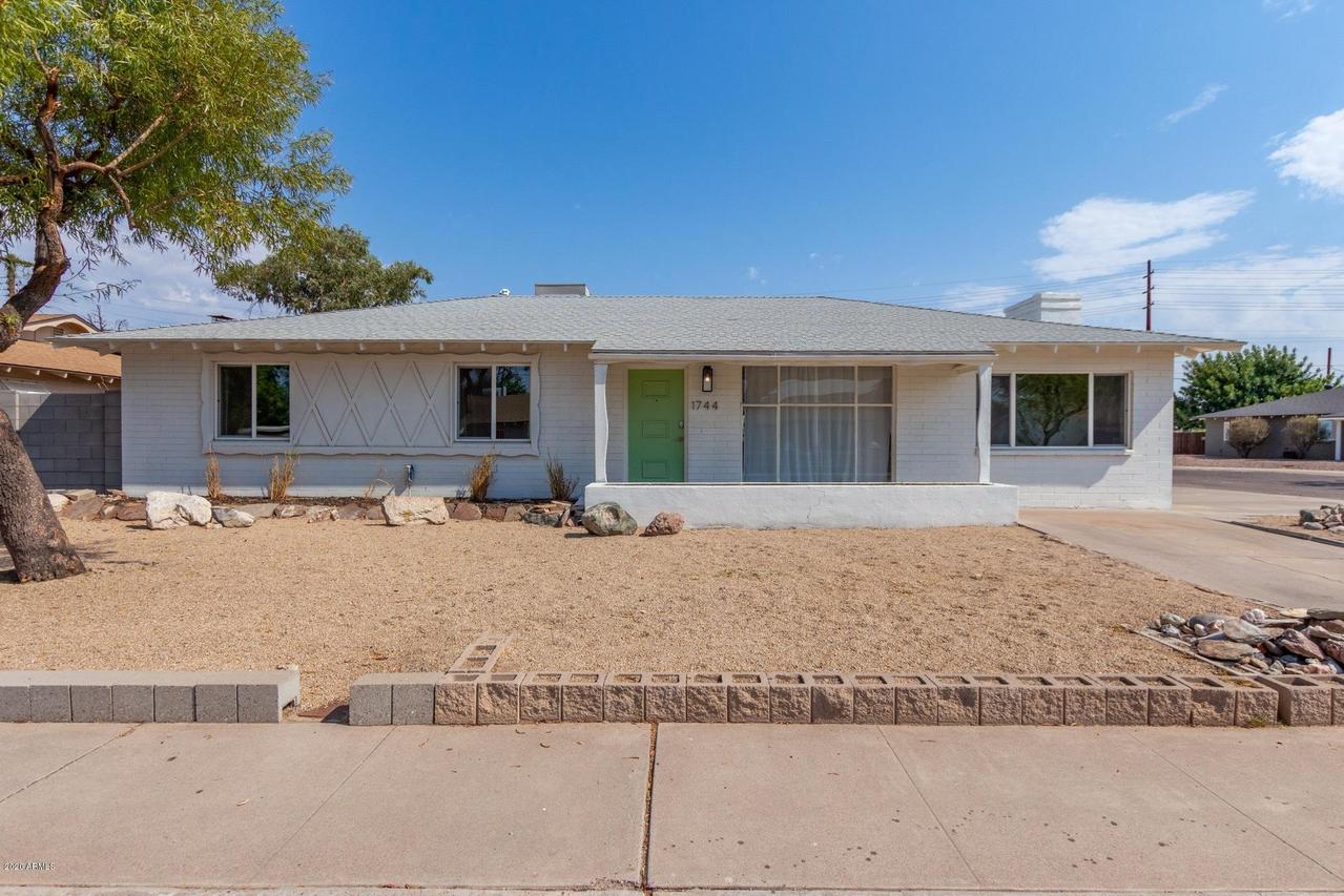 1744 W Sunnyslope Ln., Phoenix, AZ 85021