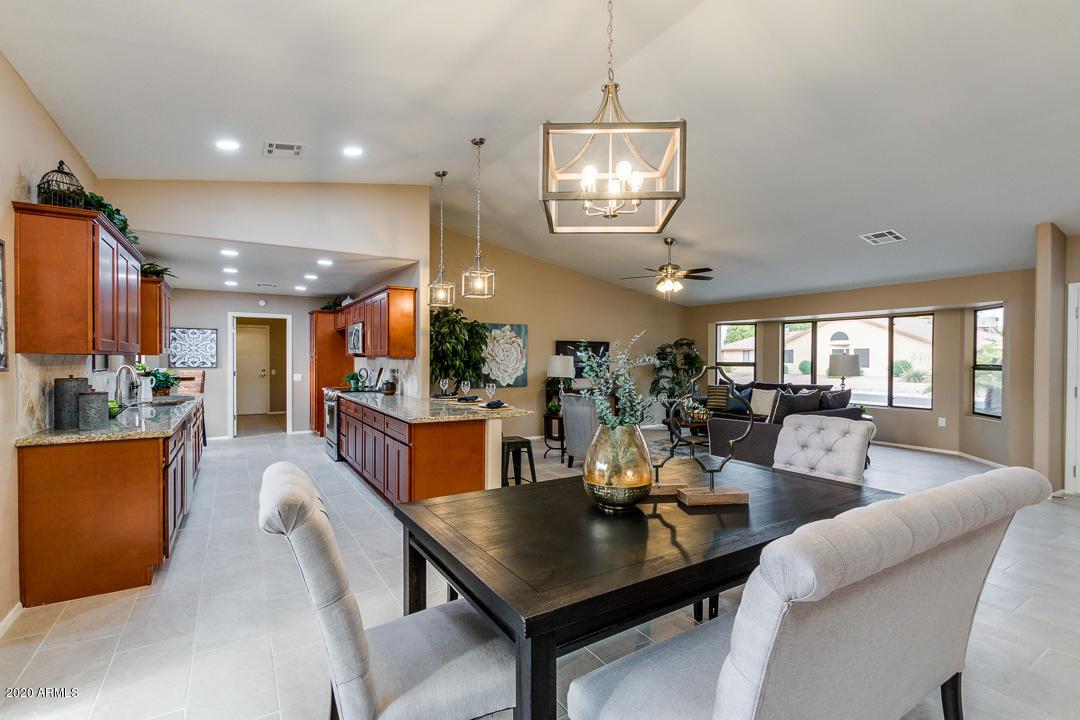 21414 N Sunglow Dr., Sun City West, AZ 85375