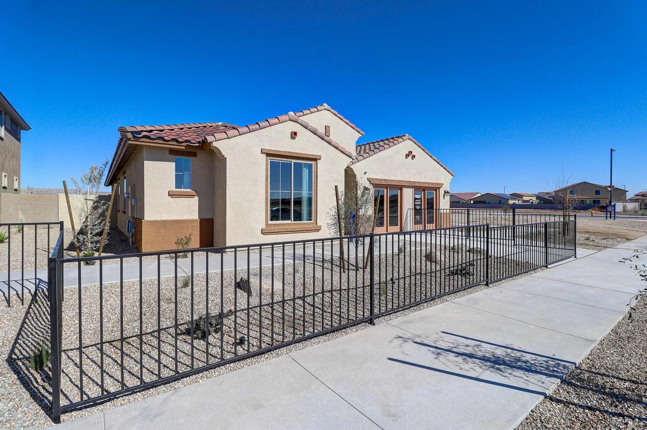 18516 W Carlota Ln., Surprise, AZ 85387