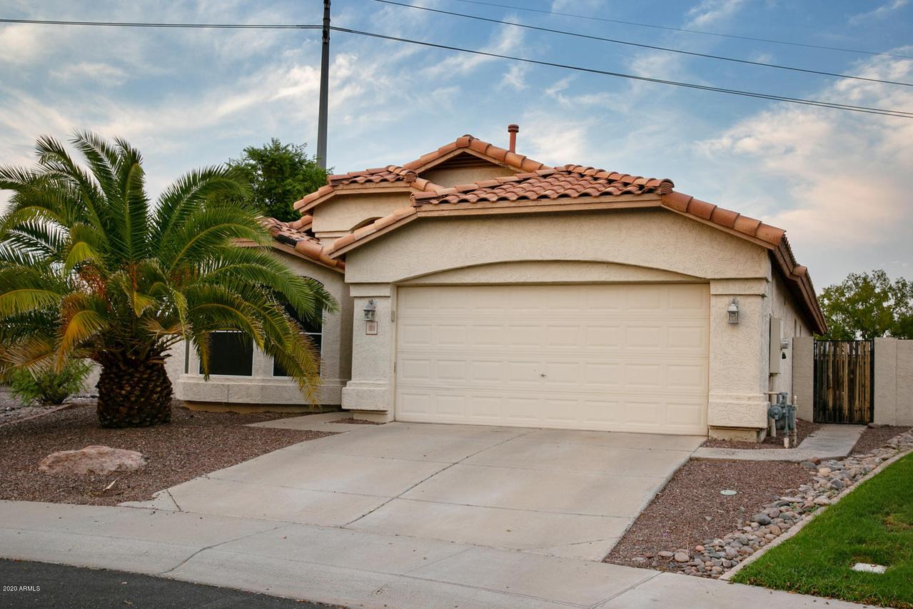 1011 S Yucca Pl., Chandler, AZ 85286