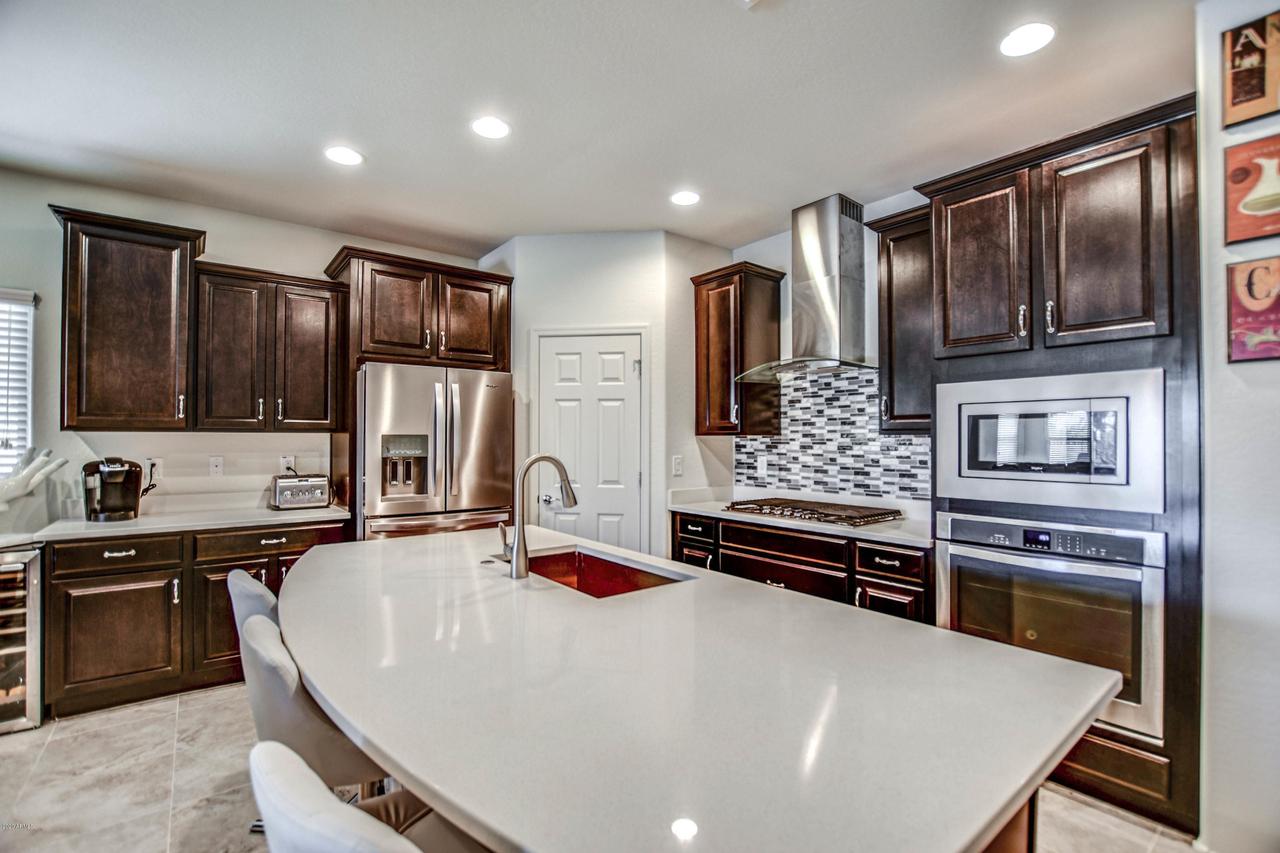 25680 N 106th Dr., Peoria, AZ 85383